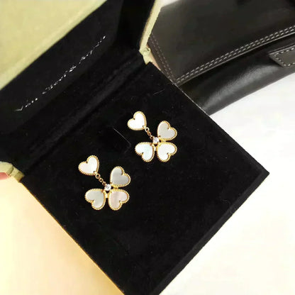 [Luna Brilliance]CLOVER SWEET WHITE MOP EARRINGS