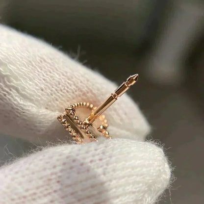 [Luna Brilliance]HEART CARNELIAN STUD EARRINGS