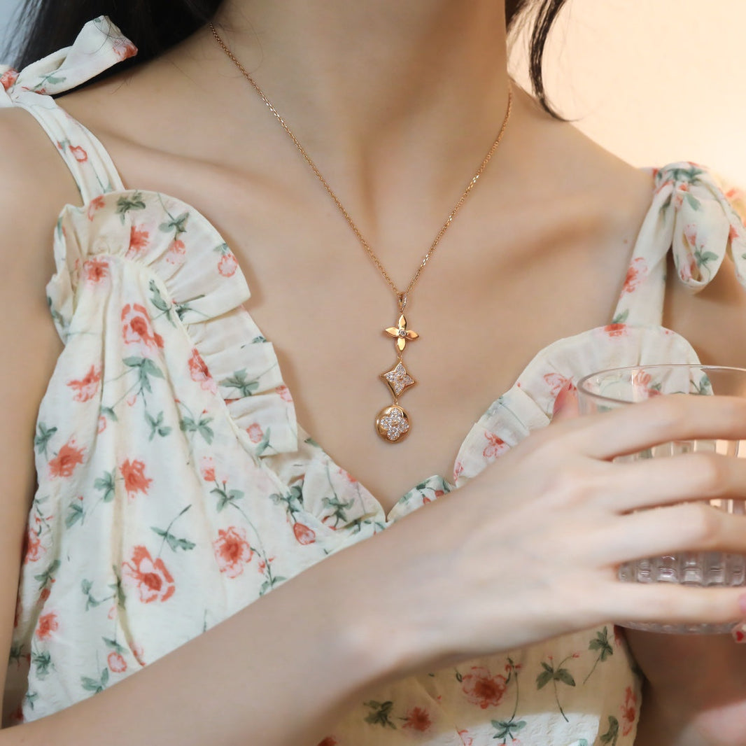 [Luna Brilliance]STAR AND SUN DIAMOND PINK GOLD NECKLACE