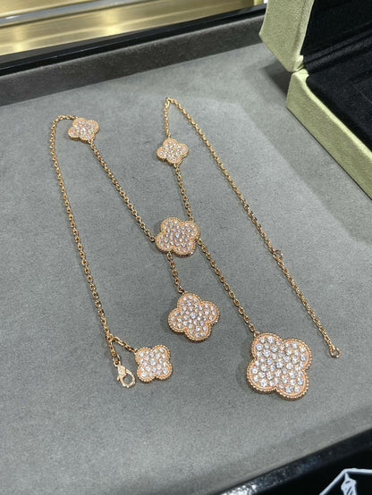 [Luna Brilliance]CLOVER 6 MOTIF DIAMOND PAVED NECKLACE