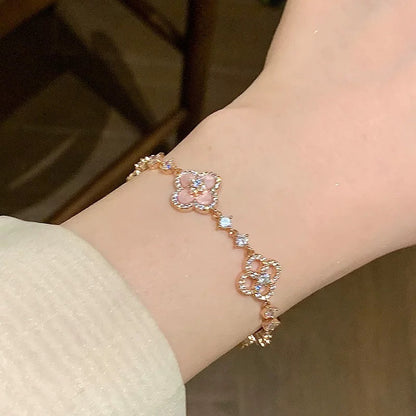 [Luna Brilliance]CLOVER 5 MOTIF PINK BLUE RED WHITE BRACELET