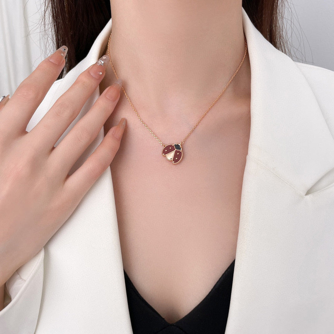 [Luna Brilliance]LUCKY  CARNELIANS LADYBUG NECKLACE